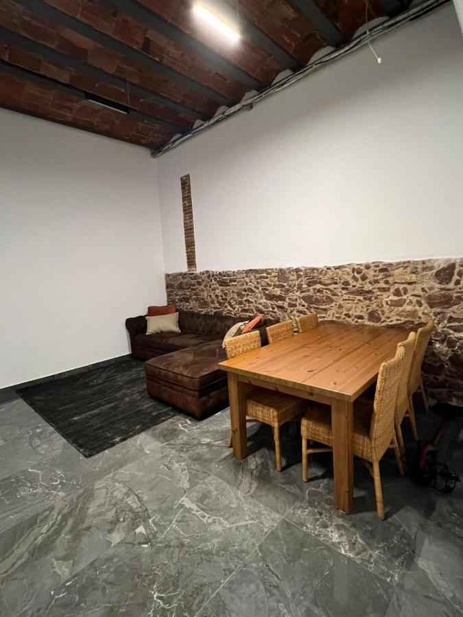 Beautiful Appartment In Martorell Exterior foto